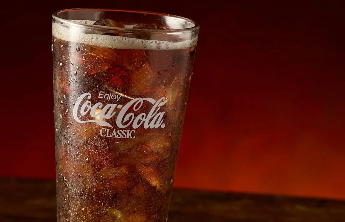 Photo of 20oz Fountain Drinks.